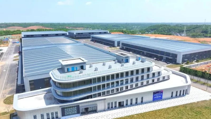 Ocelová konstrukce automobilového skladu
